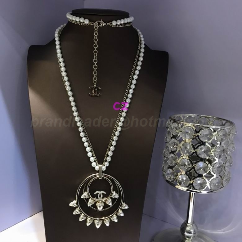 Chanel Necklaces 309